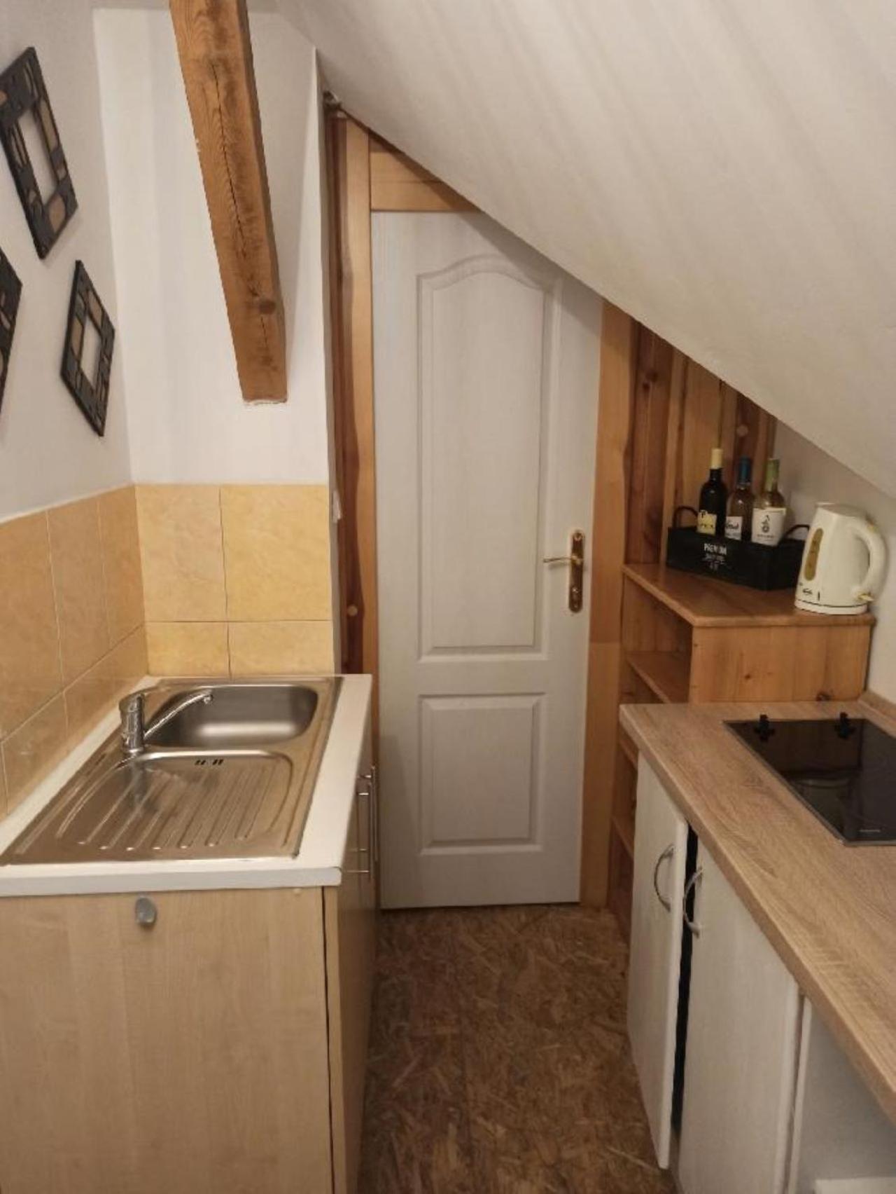 Apartmany Ziakova - Ubytovani Nove Hrady 111 Kültér fotó